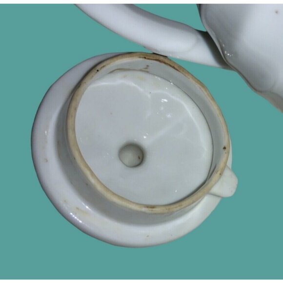 Vintage White Floral Rose TEA POT Made in Japan - Picture 8 of 10